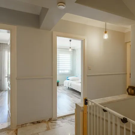 Semi Detached In Complex With Shared Semi Olympic Swimming Pool In Casa de Férias *