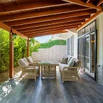 Semi Detached In Complex With Shared Semi Olympic Swimming Pool In Kusadasi