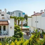 Semi Detached In Complex With Shared Semi Olympic Swimming Pool In