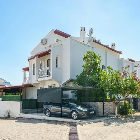 Semi Detached In Complex With Shared Semi Olympic Swimming Pool In Holiday home *